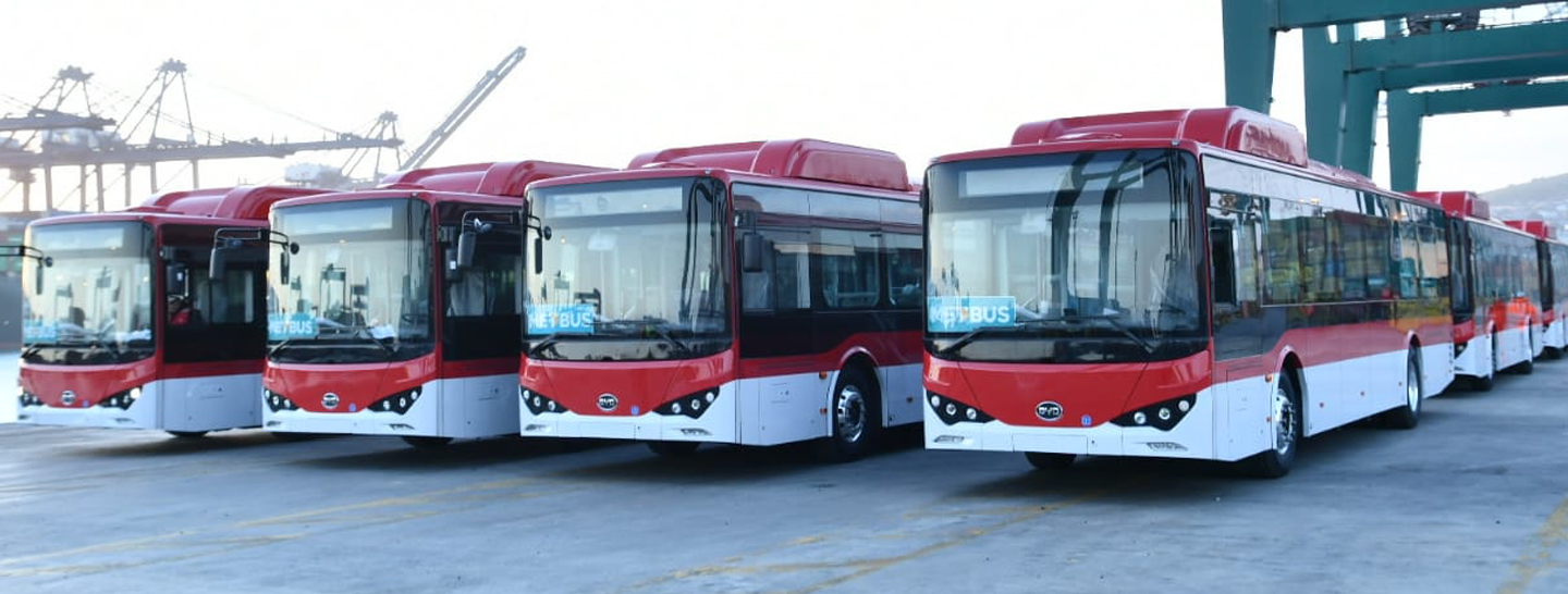 Electric buses, the green revolution on the streets of Santiago