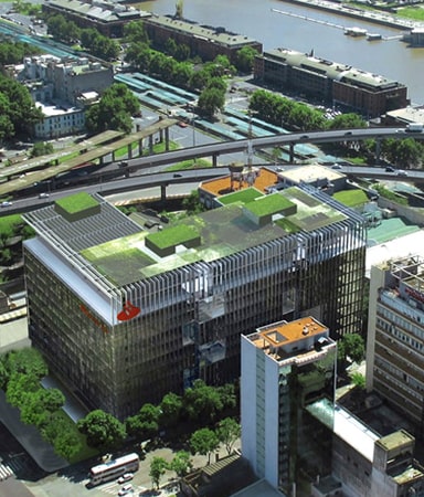 Santander invests in energy savings with Enel X