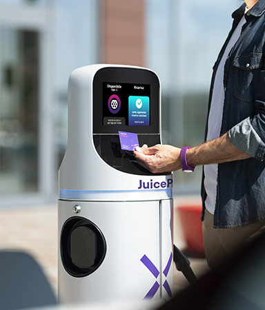 Juicepole, open-air charging stations