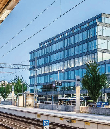 Discovering the Zero-Energy Buildings